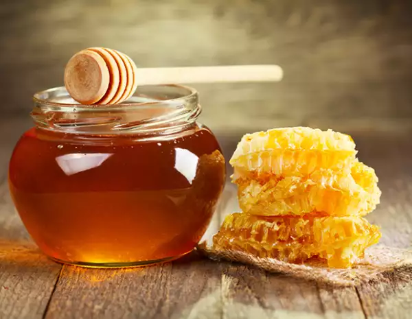 Mascarilla de jugo de limón y miel.