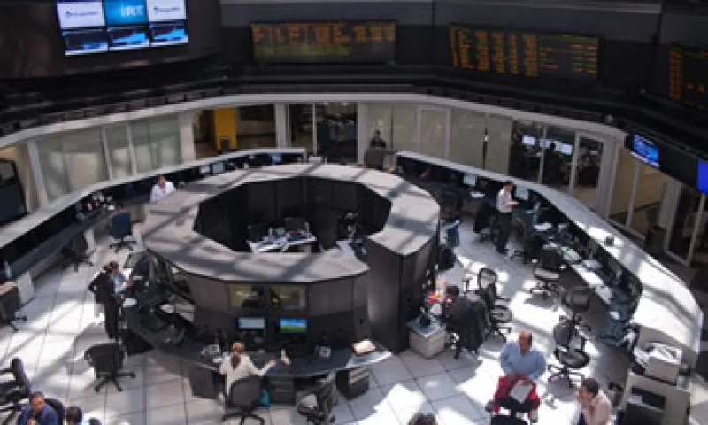En 2014 el mercado global de la BMV operó un importe promedio diario de 2,400 millones de pesos.  (Foto: Cuartoscuro )