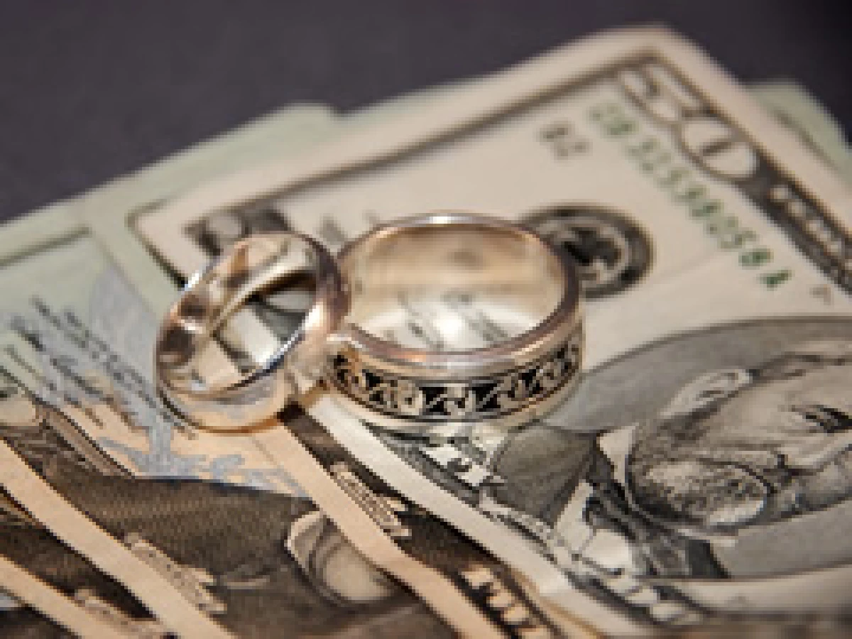 En 1971 sólo tres de cada 100 matrimonios terminaban en divorcio. Ahora son 12 de cada 100. (Archivo)