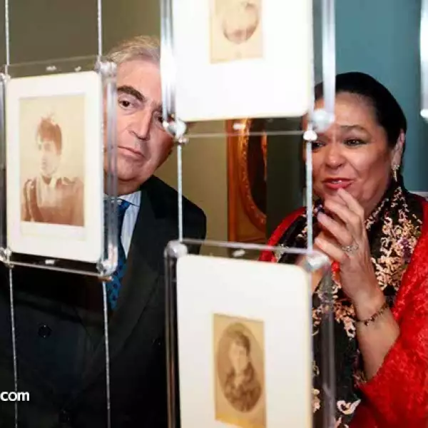 Rafael Tovar y de Teresa y Carmen Gaytán