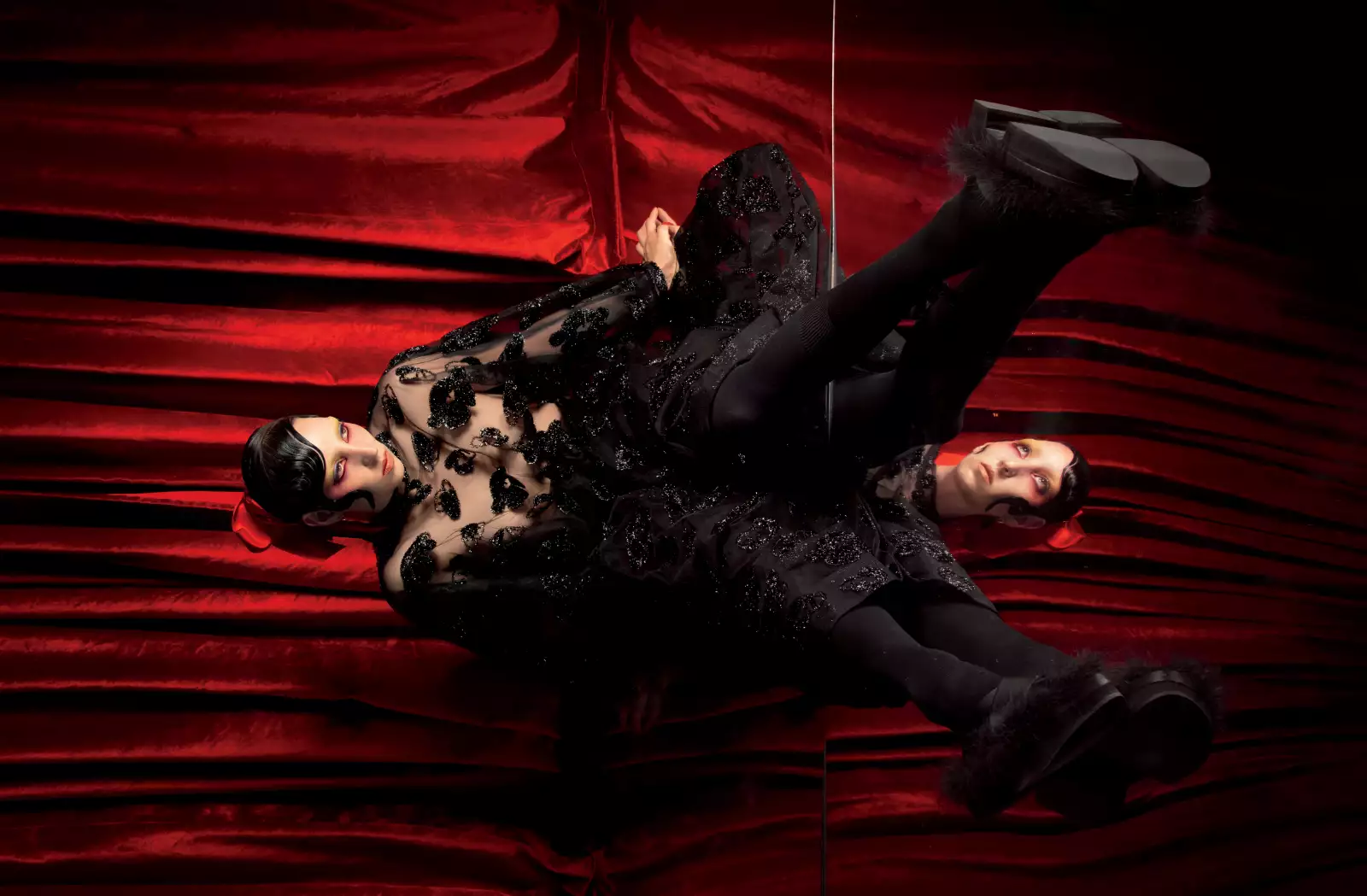 ELLE-229-MODA H_M SIMONE ROCHA-1.jpg