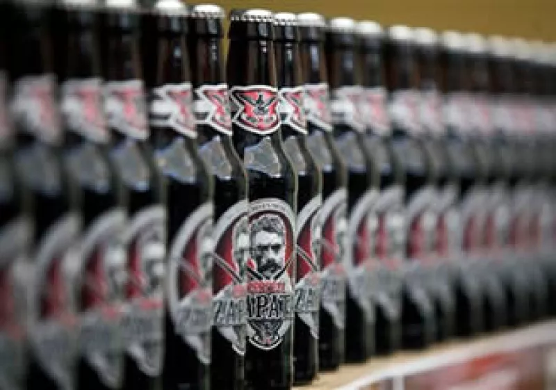 La firma busca innovar en el sector con cervezas coleccionables. (Foto: AP)