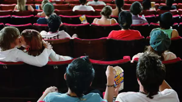 La CFC también advirtió daños a los mercados relacionados con el cine, de concetarse la unión entre Cinemex y Cinemark.  (Foto: Getty Images)
