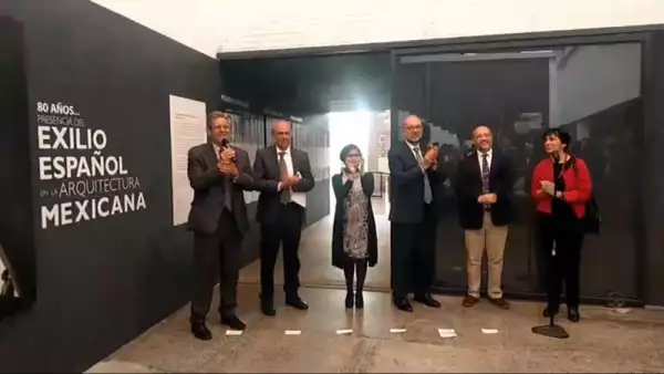 Exposición arquitectura UNAM.jpg