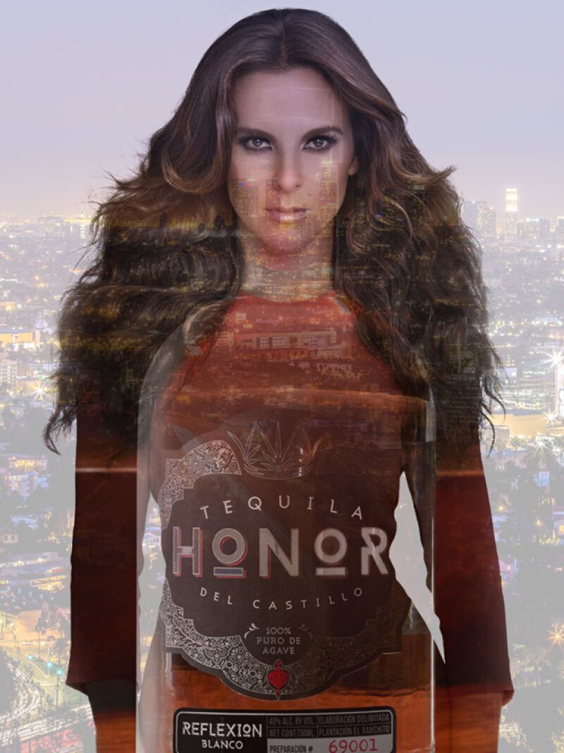 Hoy se reveló que la empresa Tequila Honor LLC aseguró que la actriz solo es imagen de la marca y no su propietaria.