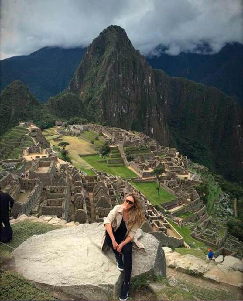 La ex de "El Payo" García posando en la zona andina de Perú.