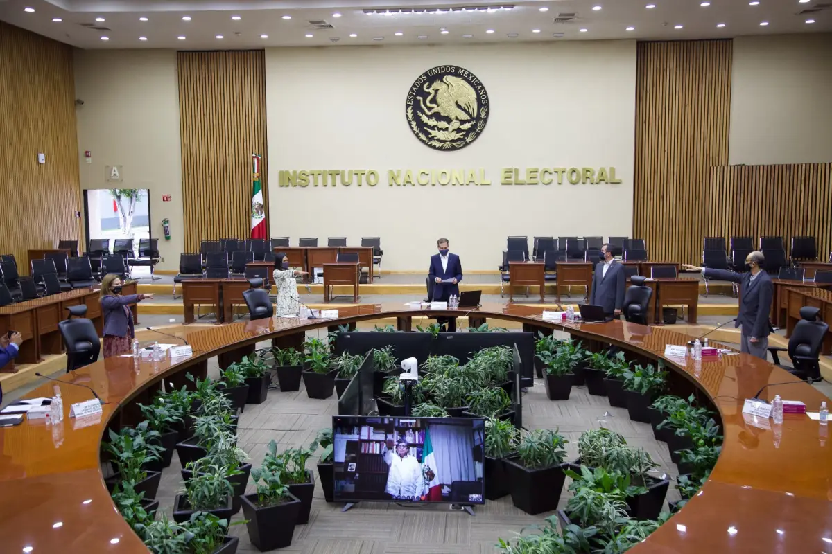 INE hermano de amlo pan
