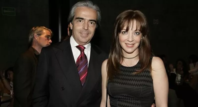 Debido a que la actriz perdió el pasado viernes al hijo que esperaba, ella y su pareja decidieron aplazar la boda que estaba programada para este fin de semana.