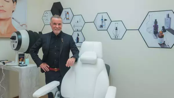 Inauguración del Instituto de Cirugía Plástica by Dr. Abel de la Peña
