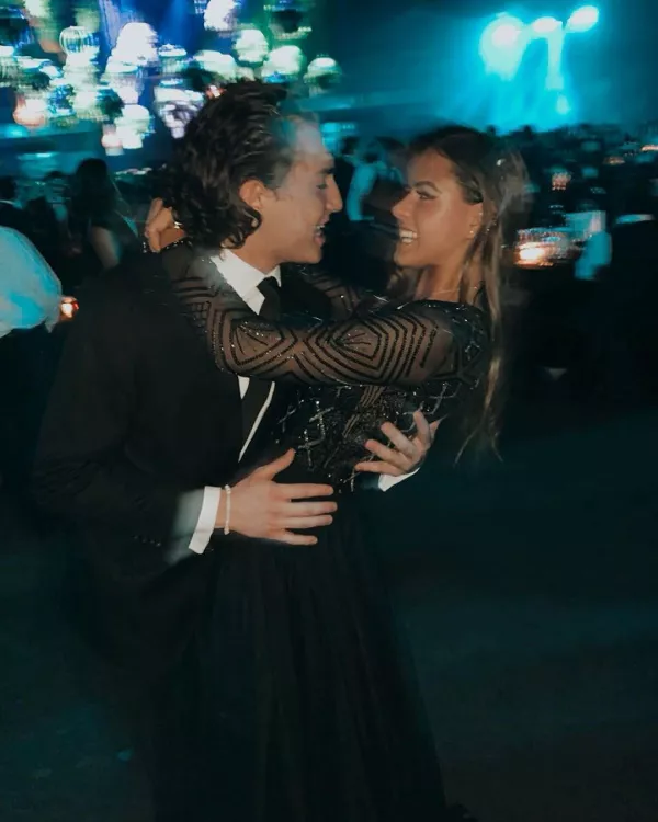 Nicole Peña y Alejandro Espinoza Rivera