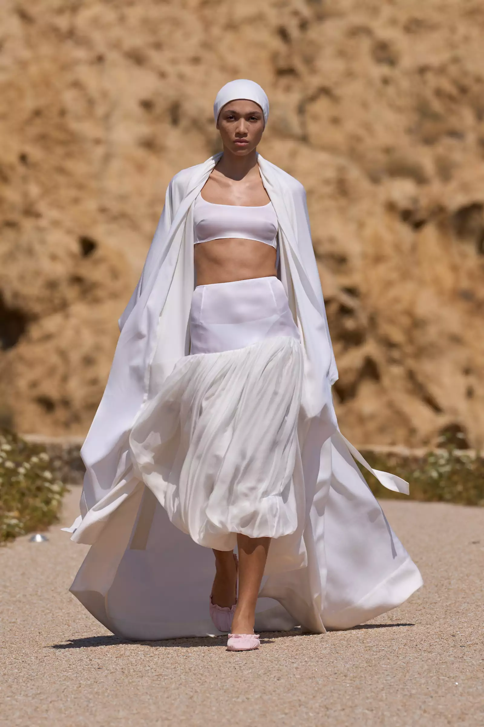 Jacquemus PO S27 023.jpg