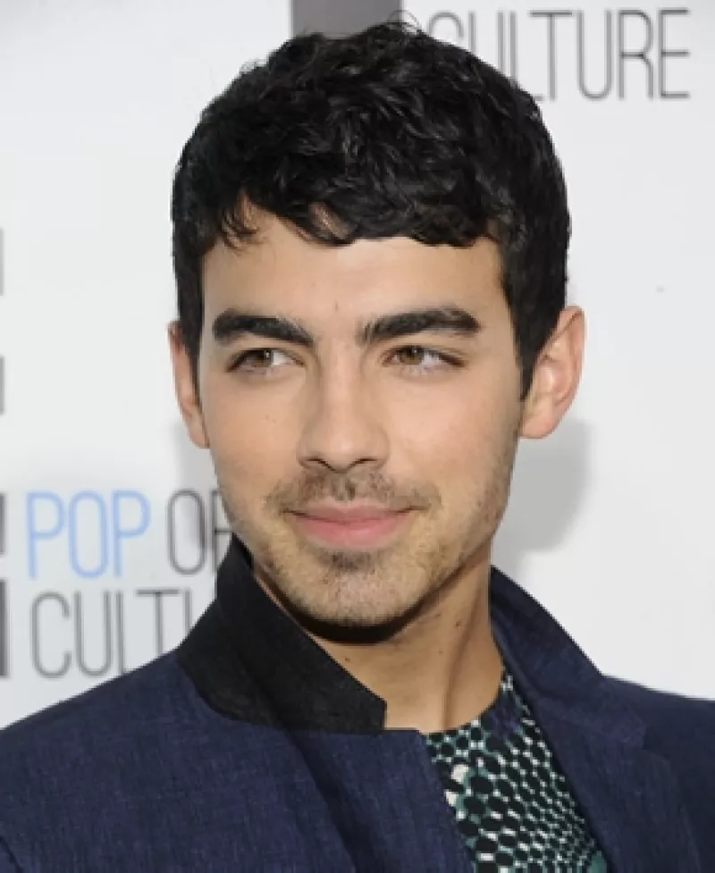 El cantante participará en un programa llamado The Choice, en el que varias jovencitas lucharán por ser las ganadoras de una cita con él.