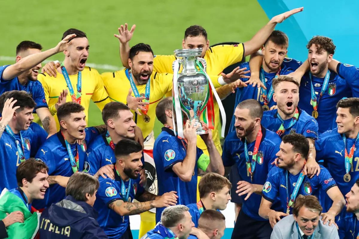 Italy - England