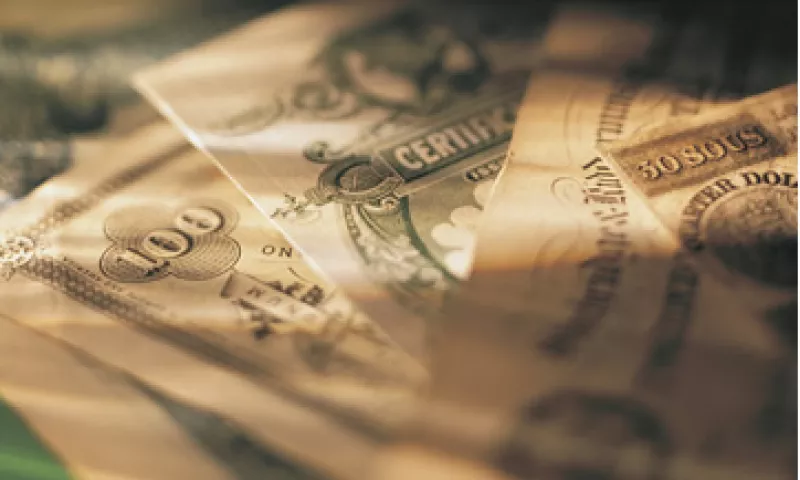 Con las tasas sin cambio y crisis en España e India, México se vuelve un mercado emergente más atractivo para los extranjeros. (Foto: Thinkstock)