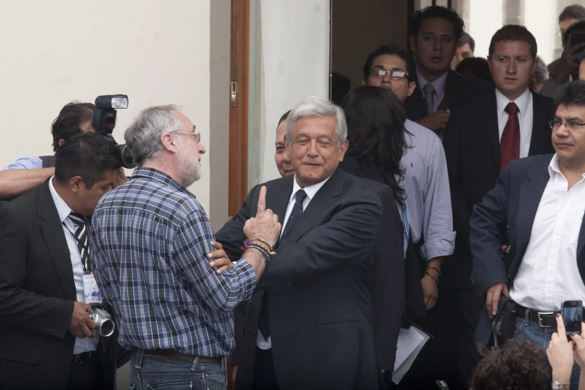 AMLO y Sicilia