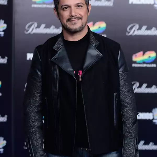 Alejandro Sanz.