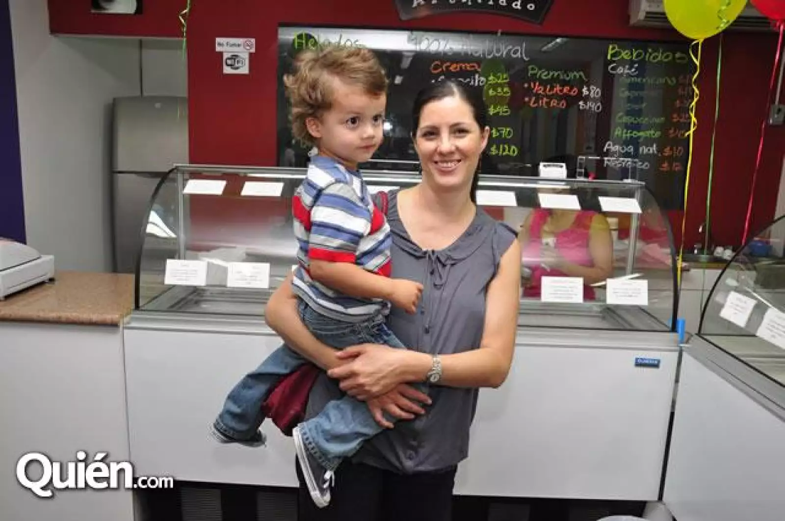 Nelly Alcocer,Álvaro Rodríguez