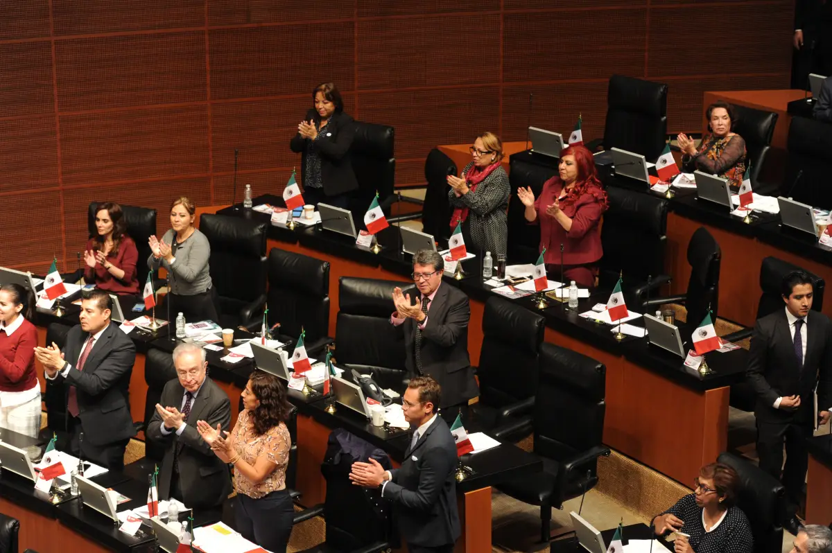 Senadores de Morena
