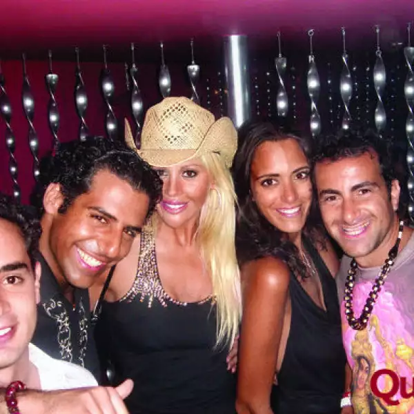 Suri Shiriti, Isaac Sitton, Bárbara Simmons, Maggie Llorente, Pepe Sacal