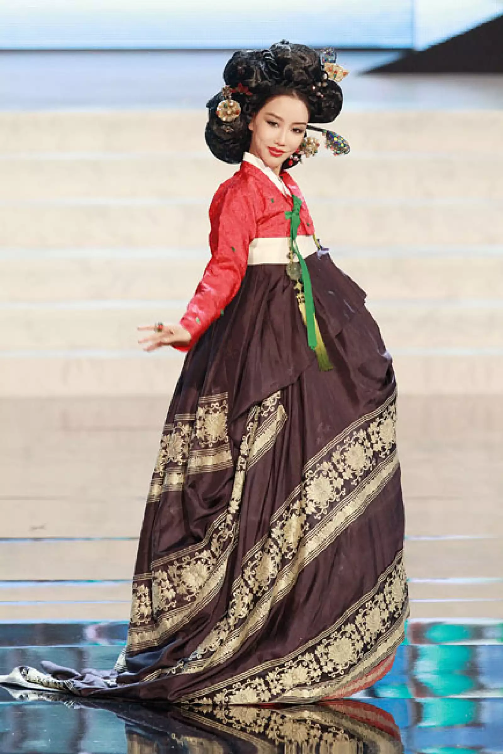 Miss Corea, Sung hye Lee.