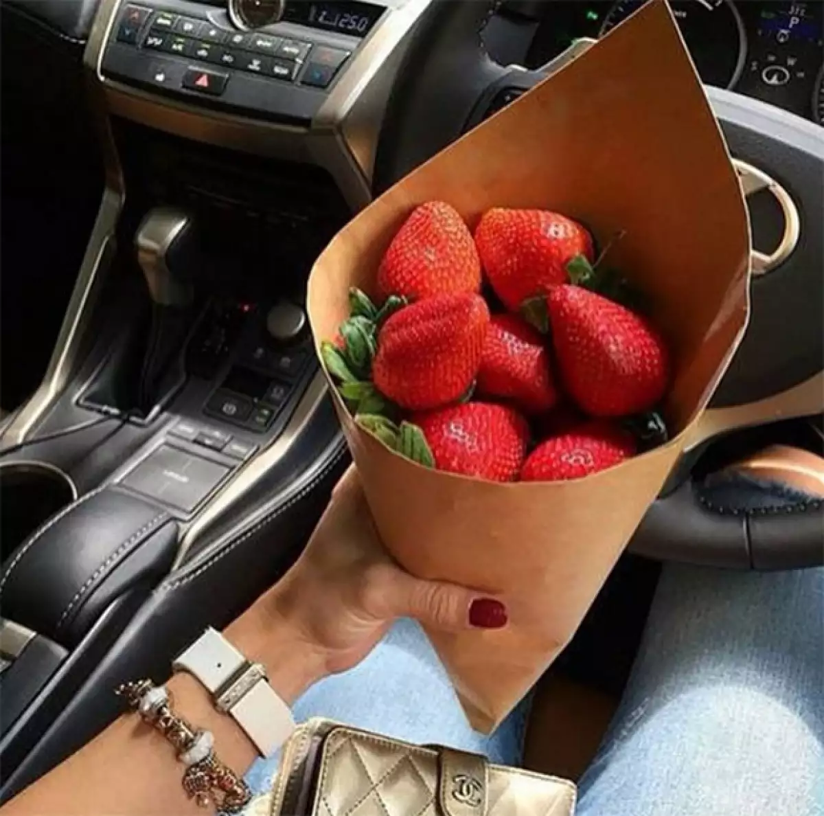 Muchas veces al día, porciones controladas