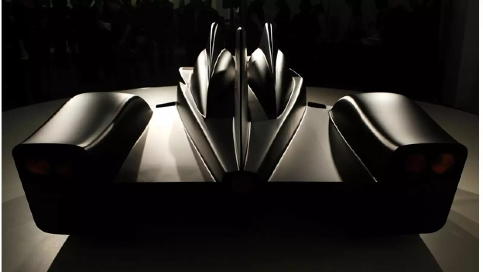 Nissan presenta su auto de carreras Delta Wing