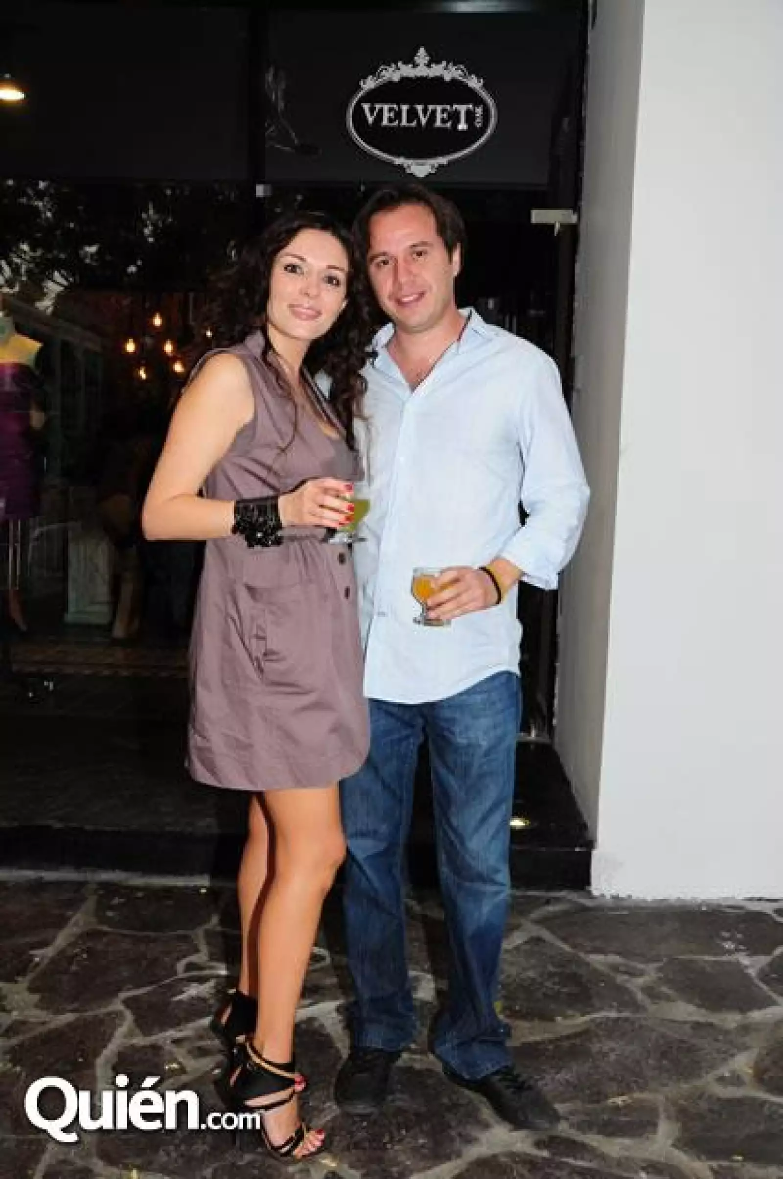 Erika del Castillo,Roberto Martínez