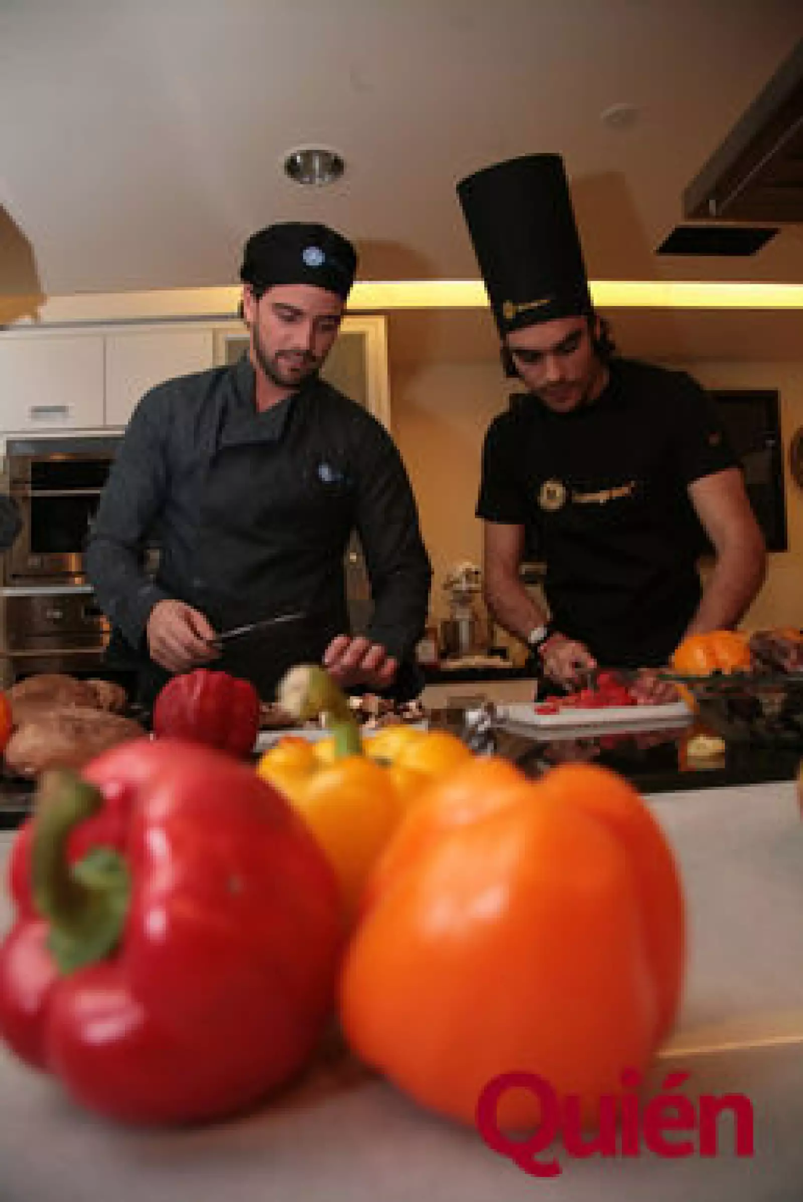 Manelick de la Parra, Gonzalo García Vivanco