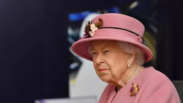 Reina Isabel II