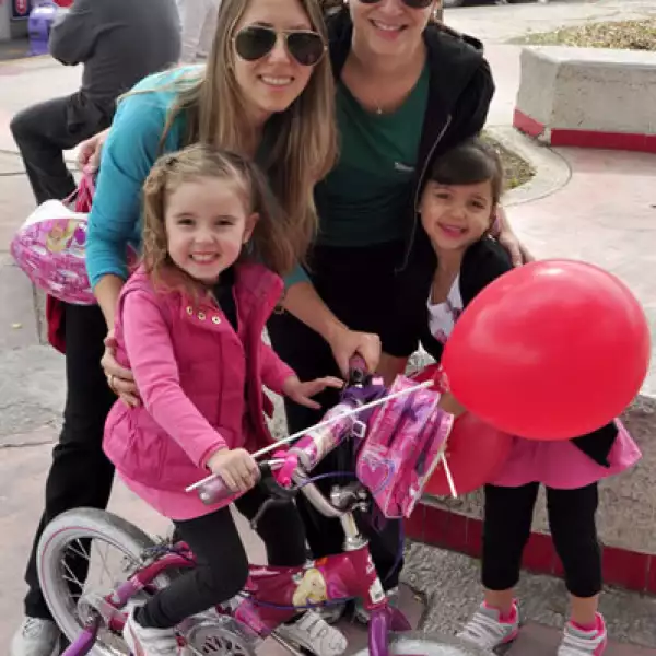 Clarissa Benavides,Tania Fernández,Maribel Díaz e Isabel Balbontin