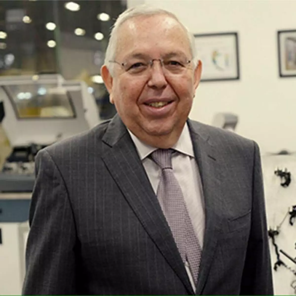 secretario de Desarrollo Económico de Nuevo León ha detectado en su dependencia casos de presunta corrupción de la administración pasada.
