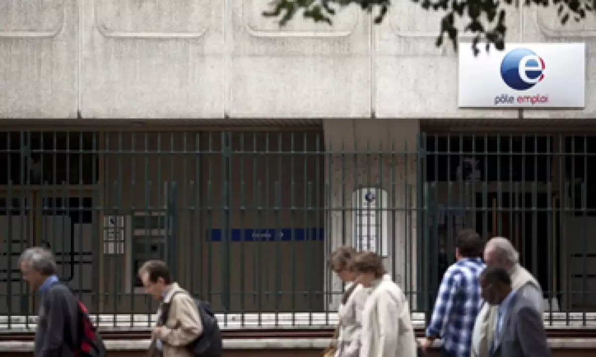 La leve recuperación de EU y el compromiso del BCE de apoyar a la eurozona han ayudado a mejorar la moral económica en el bloque. (Foto: Archivo)