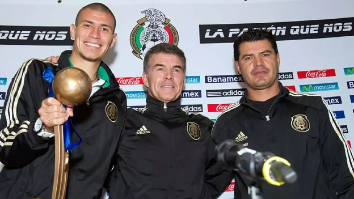 Héctor de la Torre, Juan Carlos Chávez