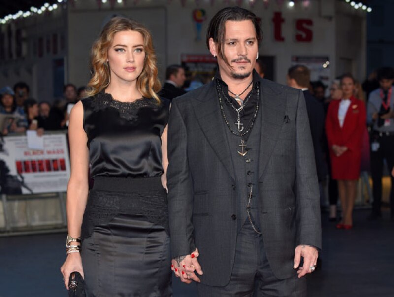 Amber se enamoró perdidamente de Johnny Depp, con quien se casó y además le lleva 22 años.