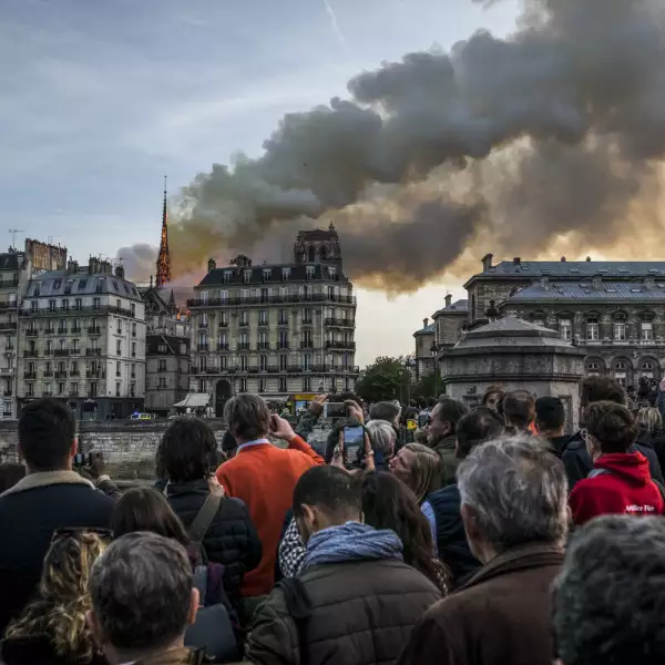 Incendio Notre Dame-8