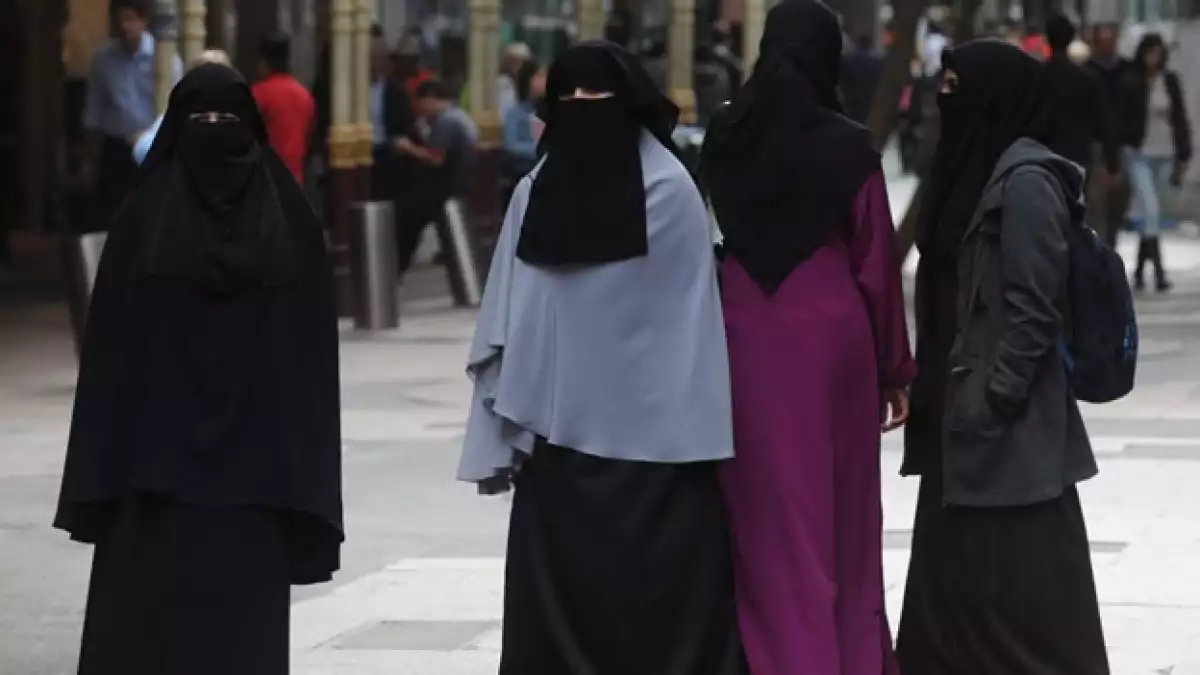francia burka