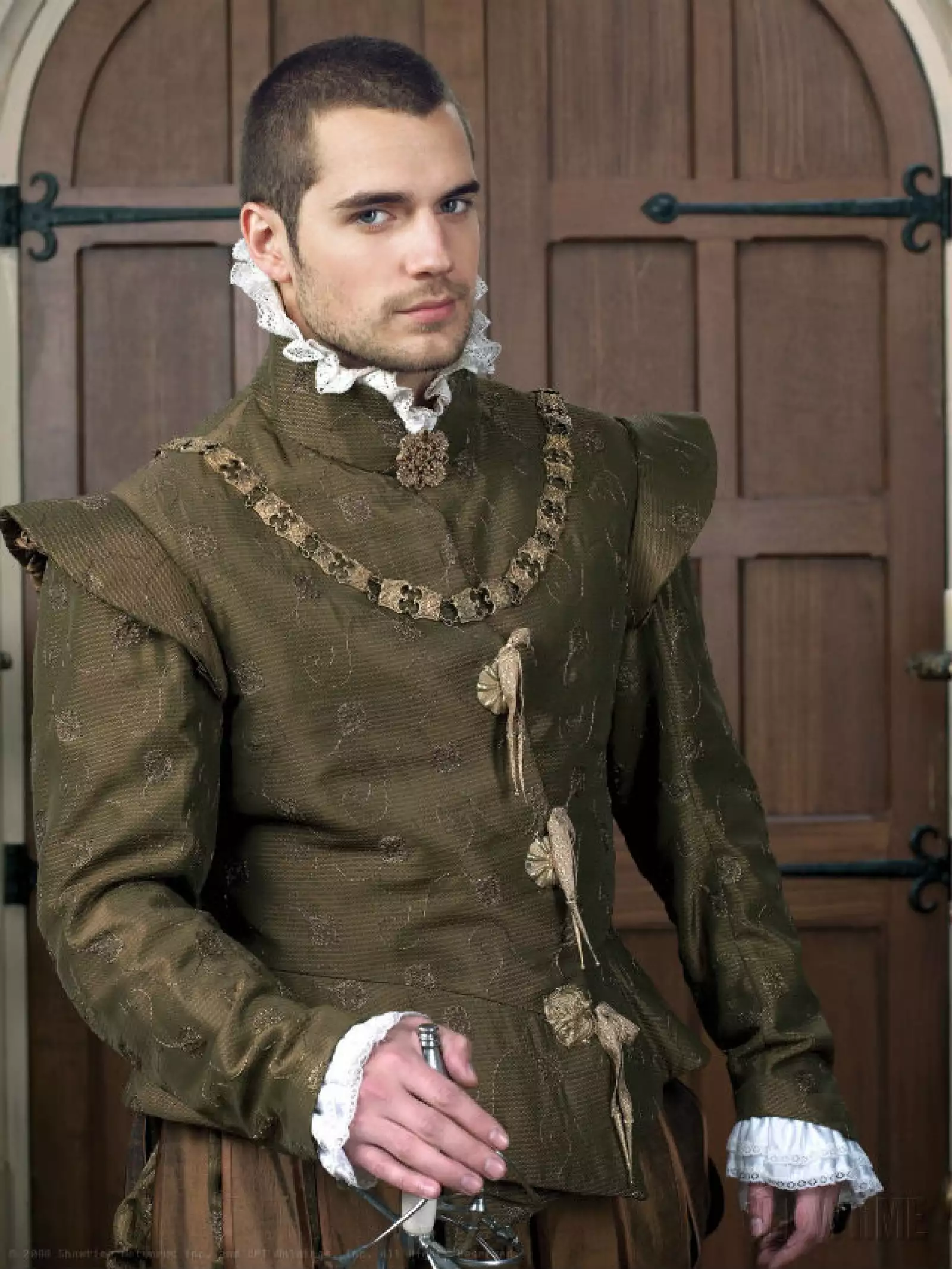 Henry Cavill saltó a la fama gracias a su participación en la serie de época The Tudors, en 2008.