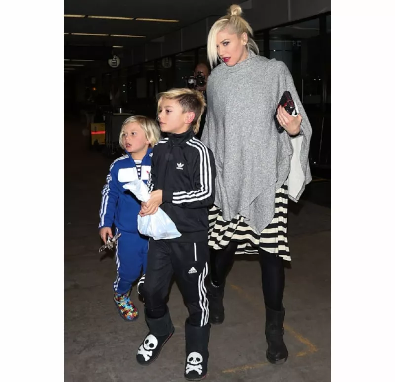 La ex vocalista de "No Doubt" y su esposo Gavin Rossdale confirmaron a un medio estadounidense la llegada "Apollo", su hijo menor.