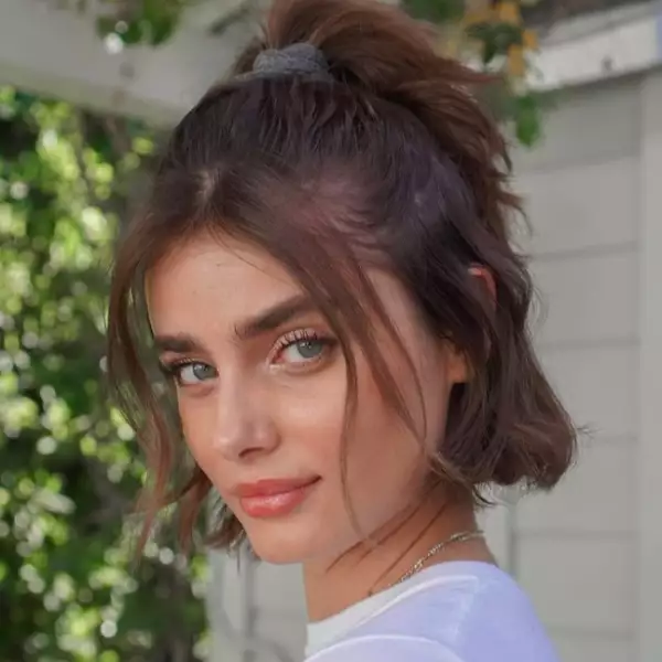 taylor-hill-pelo.jpg