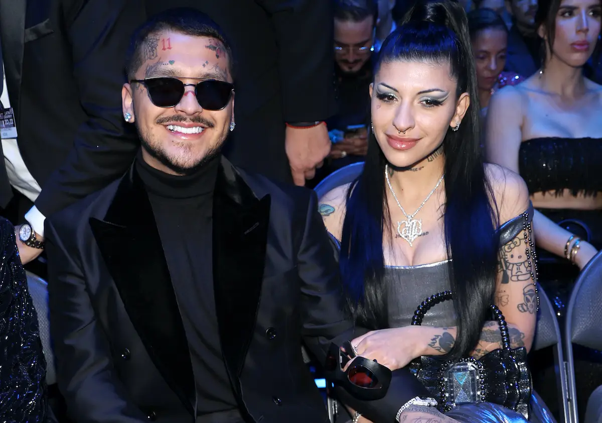 Nodal y Cazzu en los Latin Grammy Awards