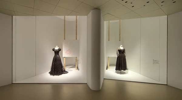 Foto: Guillermo León, Museo Cristóbal Balenciaga