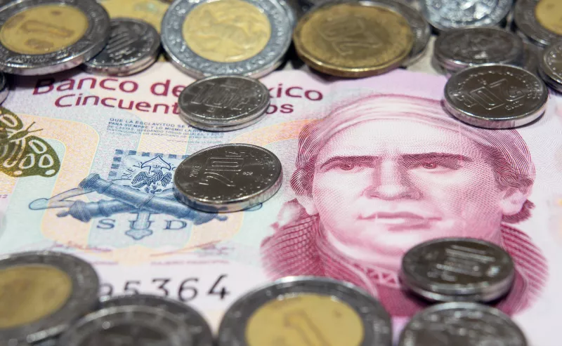 La Fed hace retroceder al peso