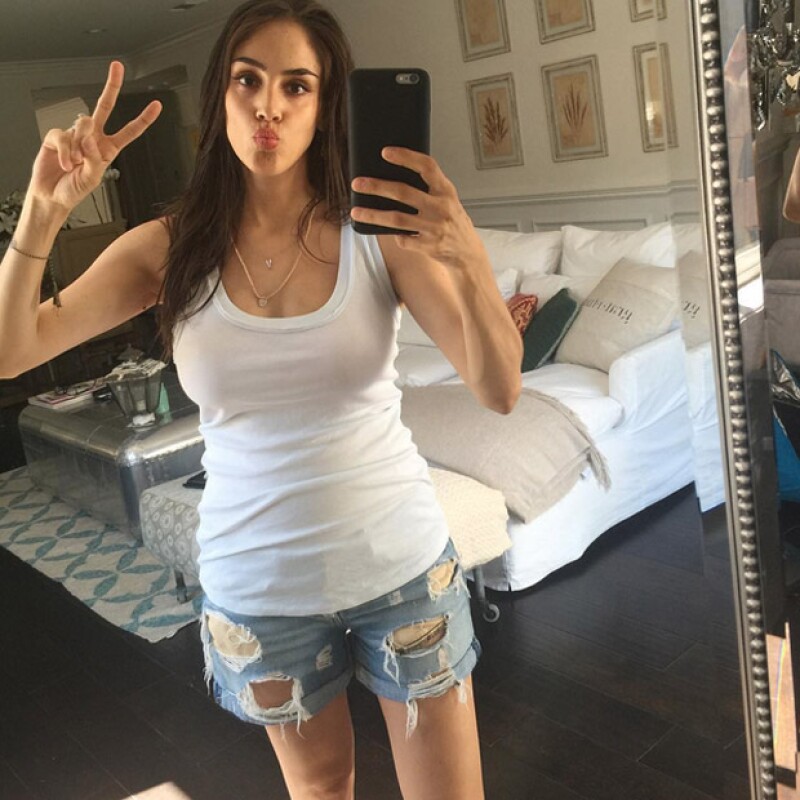 Dos días después de dar a luz a su primogénito, asi luce Sandra Echeverría.