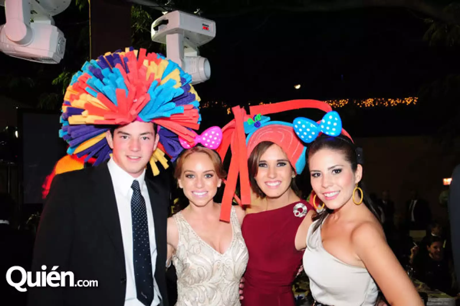 Bernardo Domene,Andrea Serna,Beatriz Shondube,Sofía Domene.