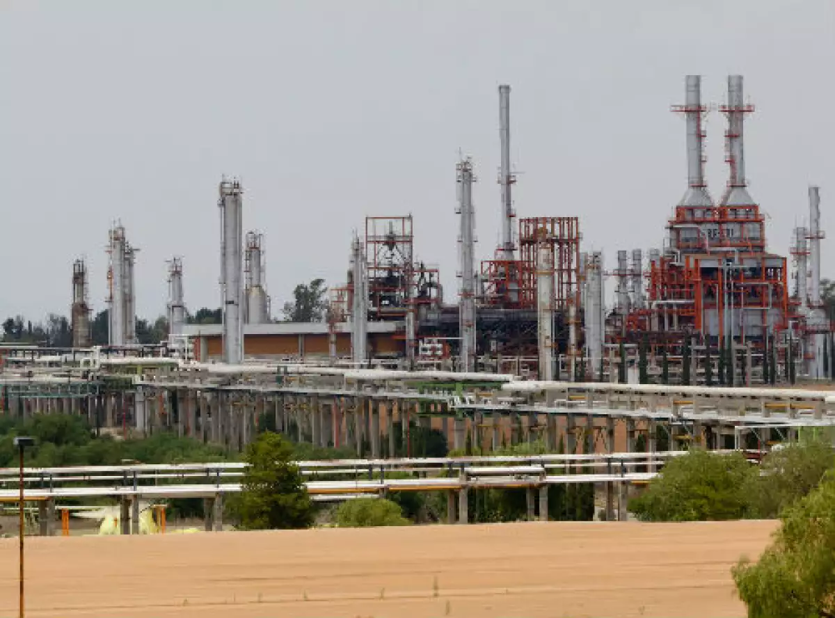 Refiner�a Miguel Hidalgo de Pemex en Tula, Hgo.