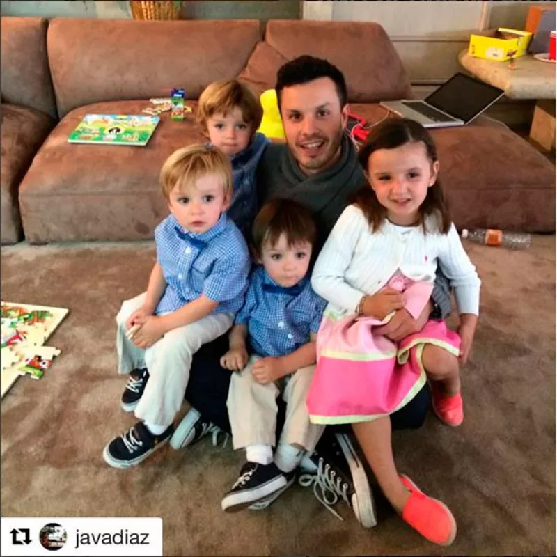 Javier Díaz, ex esposo de la conductora, dejó en evidencia en redes sociales que hace casi un año no se reúne con su hija Inés y sus triates Javier, Diego y Bruno.