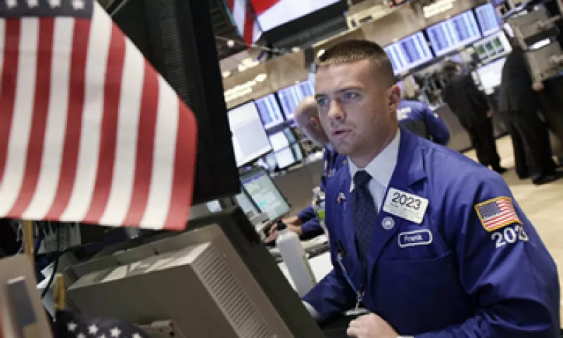 La Fed dijo que lanzará un nuevo programa de 400,000 millones de dólares que rebalanceará su cartera de bonos de 2.85 billones de dólares. (Foto: AP)