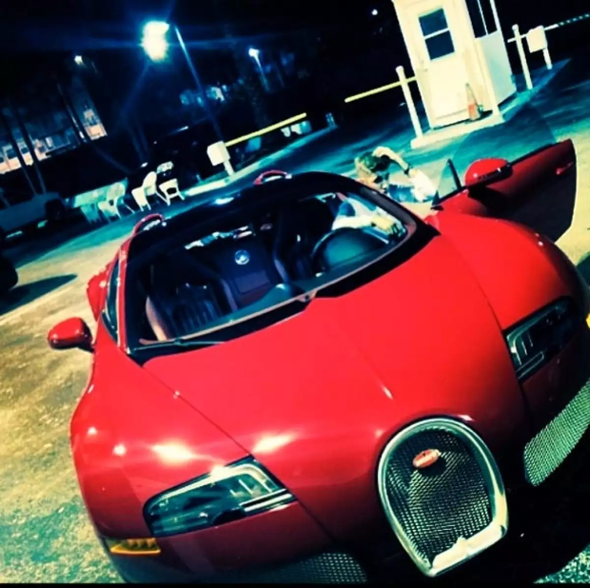 Justin ya podrá conducir un Bugatti de dos millones de dólares.