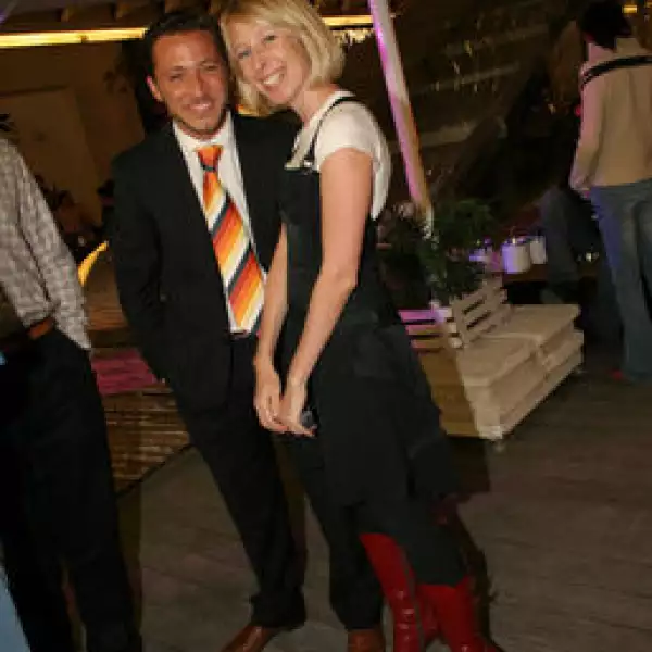 Isacc Bissu, Vivian Baron