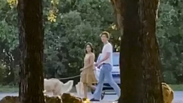 EXC Camila Cabello, Shawn Mendes